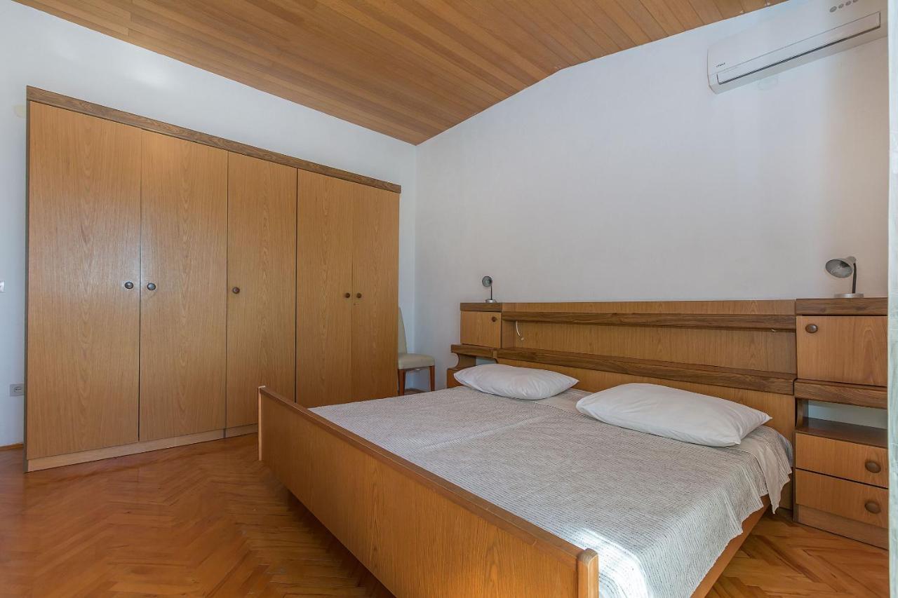 Apartments Ilijanka 브렐라 외부 사진